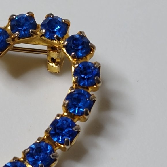 Metal And Blue Glass Heart Brooch - Picture 6 of 14